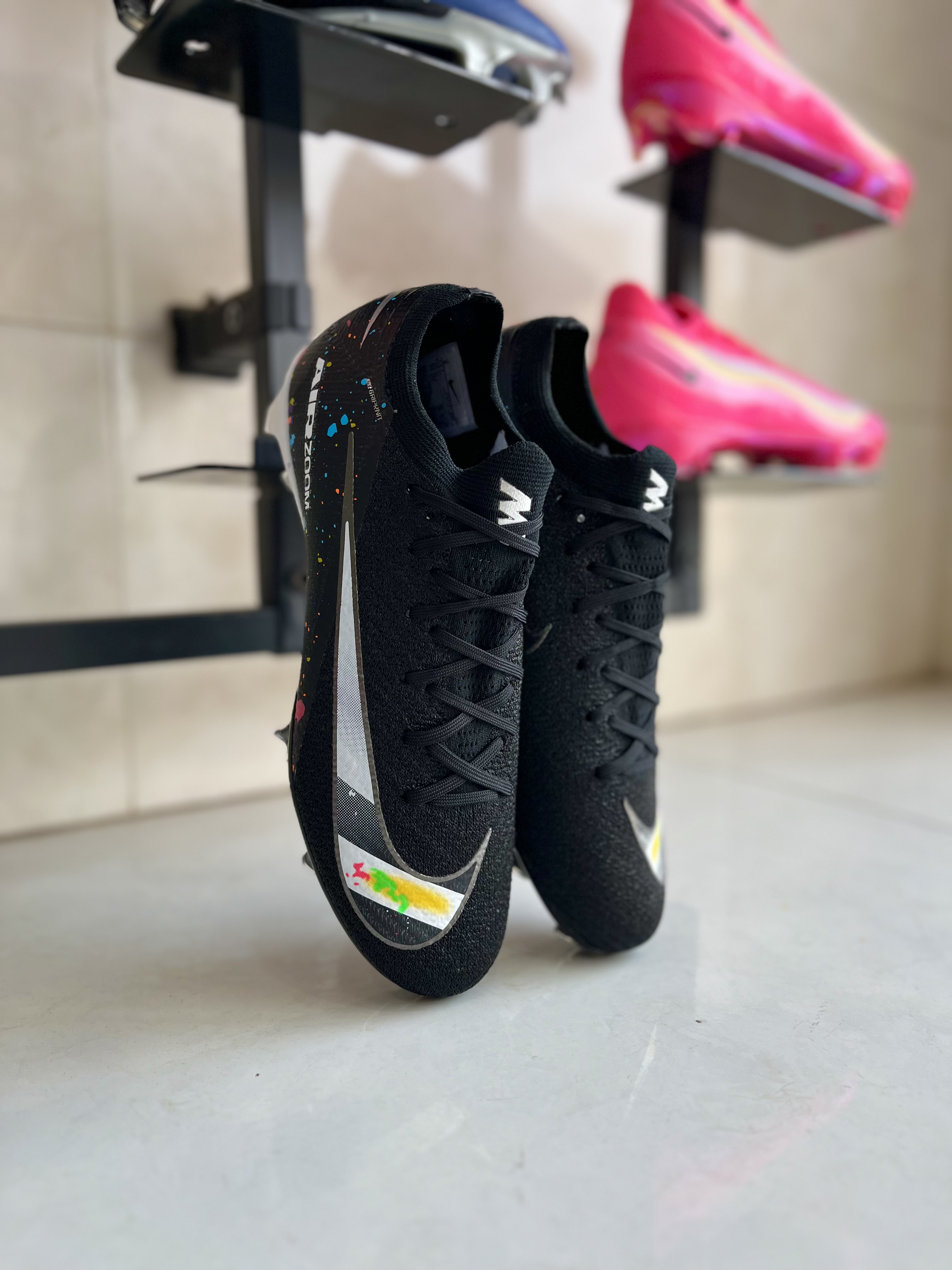 کفش استوک دار نایک مرکوریال ایروزم ویپور ۱۶ مشکی آب رنگی